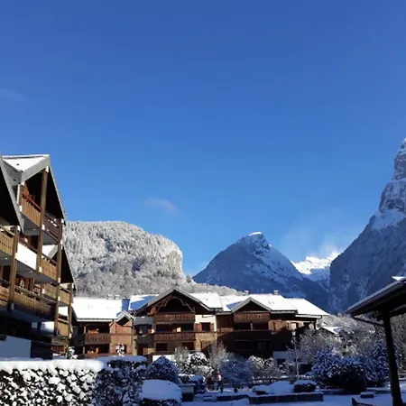 Renove Au Centre Village Avec Balcon - Fr-1-624-180 Apartmán