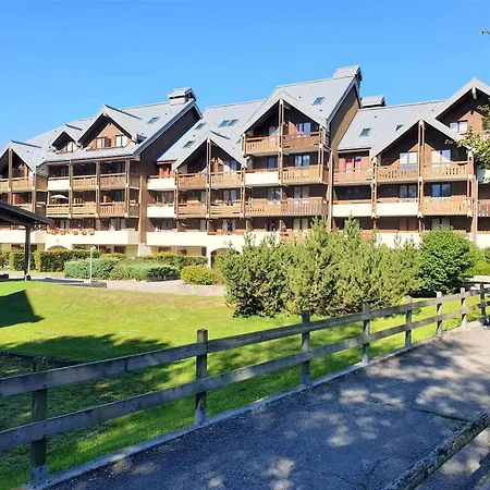 Renove Au Centre Village Avec Balcon - Fr-1-624-180 *